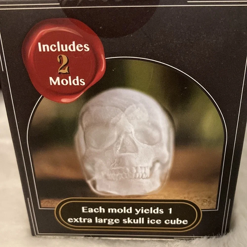 Cocktail Skull Ice Molds